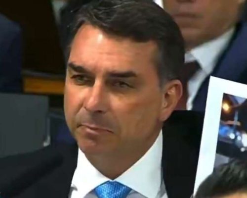 Flávio Bolsonaro desmonta Jorge Messias em sabatina e expõe condenações abusivas do 8 de janeiro — veja o vídeo!