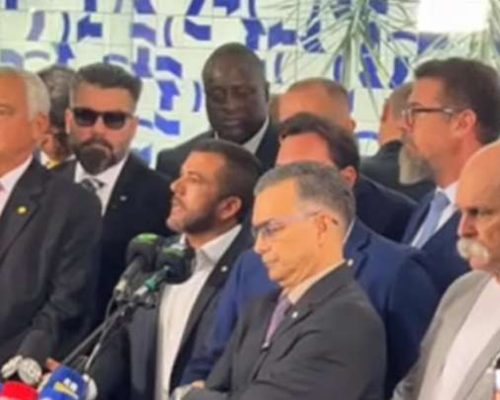AO VIVO: Parlamentares protocolam pedido histórico de impeachment contra Moraes; ministro em apuros (VEJA O VÍDEO)
