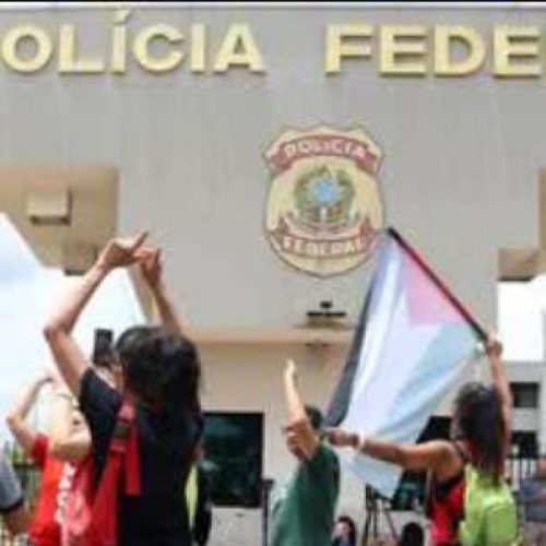 Tumulto em frente a sede da PF onde Bolsonaro está preso (veja o vídeo)