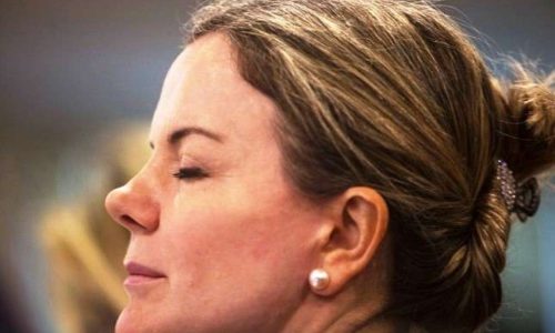 Gleisi deixa governo e encara batalha política quase impossível