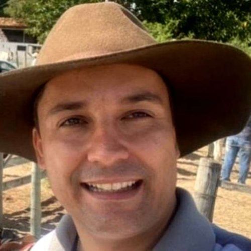 Filho de prefeito mineiro morre em acidente aéreo em Belo Horizonte