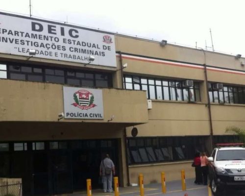 Presos cavam buracos em cela do DEIC, mas polícia descobre antes da fuga