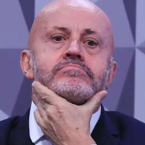 Careca do INSS atuava como lobista no Ministério da Saúde de Lula, revelam mensagens da PF