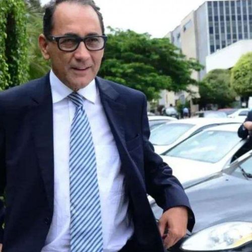 Lula agiliza o retorno à política de mais um ex-presidiário, preso por corrupção