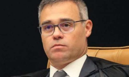 Reunião secreta: 4 ministros do STF e Alcolumbre se articulam contra André Mendonça