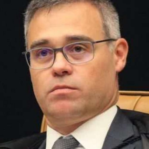 Reunião secreta: 4 ministros do STF e Alcolumbre se articulam contra André Mendonça