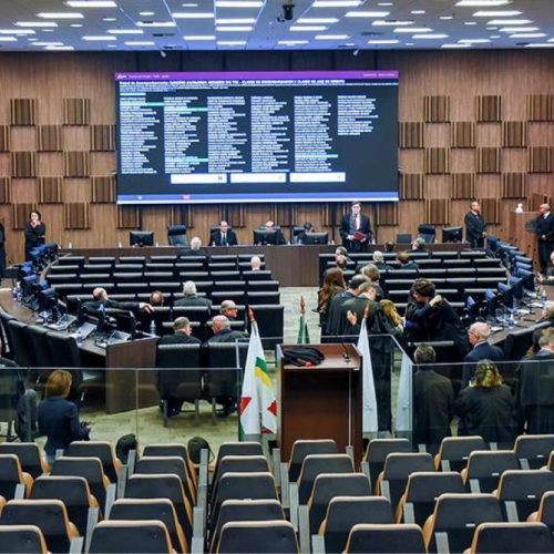 Juíza denuncia: TJMG é ‘reincidente’ em absolver acusados de estupro de vulnerável — caso de 2026 absolveu homem após morte de menina de 12 anos