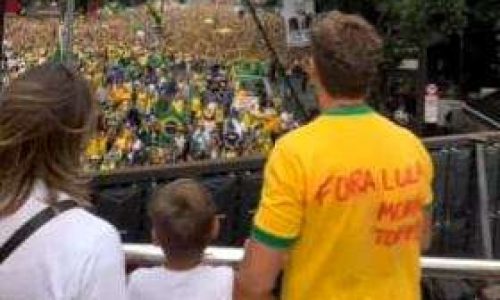 Nikolas Ferreira faz declaração sobre futuro de Moraes e leva multidão ao êxtase na Paulista