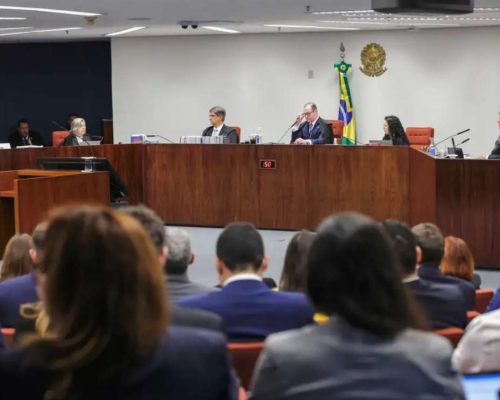 Moraes manda prender militar, mas descobre que alvo está nos EUA desde 2023