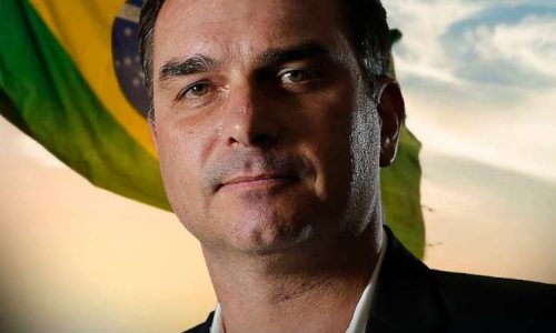 Flávio Bolsonaro: a escolha de Jair que pode mudar o cenário político
