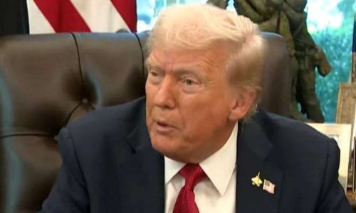 Donald Trump celebra homenagem de Maria Corina Machado ao receber medalha de Nobel da Paz