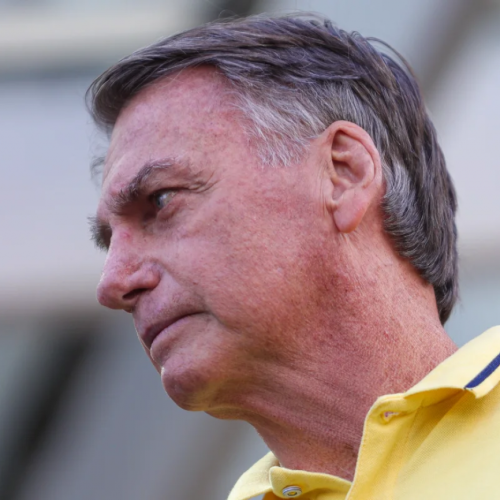 Brasília em ebulição: Prisão de Bolsonaro transforma PF em ponto de mobilização da direita (veja o vídeo)