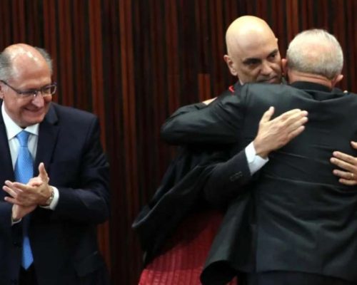 Lula quer regular tudo digital, STF contrata empresa para monitorar redes e Gilmar defende inquérito de fake news há 7 anos: as contas não fecham