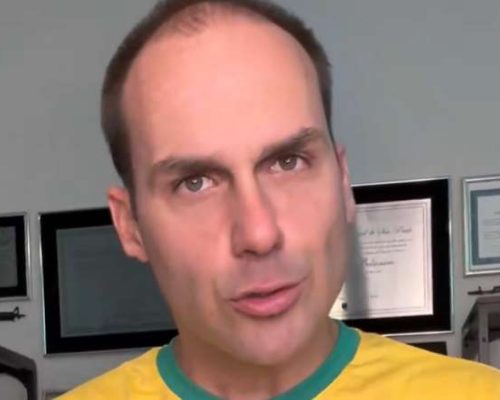Eduardo Bolsonaro surpreende ao ignorar polêmica com Nikolas e dar lição sobre eleições