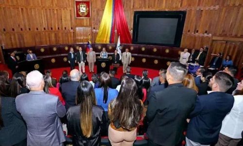 Oito ministros do Tribunal Supremo de Justiça da Venezuela são destituídos