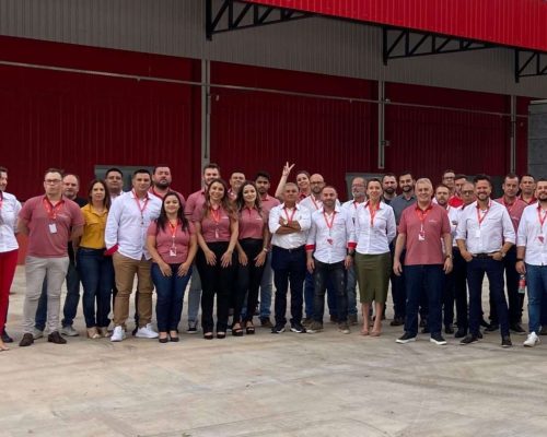 Gigante dos transportes com mais de 800 veículos e 1,4 mil funcionários tem falência decretada por dívida milionária