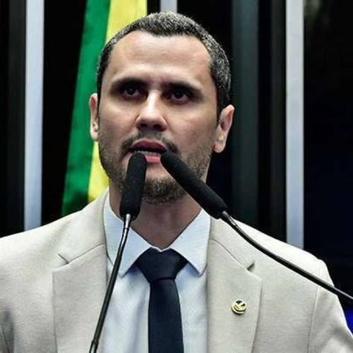 Cleitinho se isola na liderança e deve vencer no 1º turno em MG