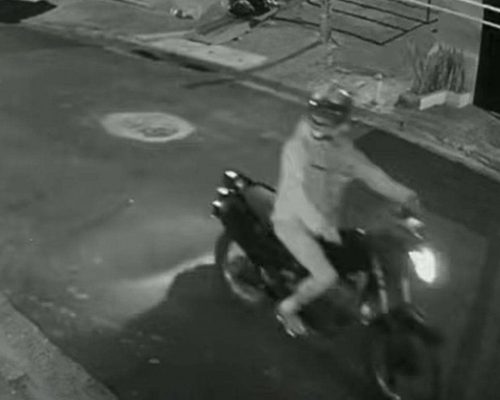 Idosa reclama de barulho e tem casa alvejada por mais de 30 tiros; dono da adega é principal suspeito (Veja o vídeo)