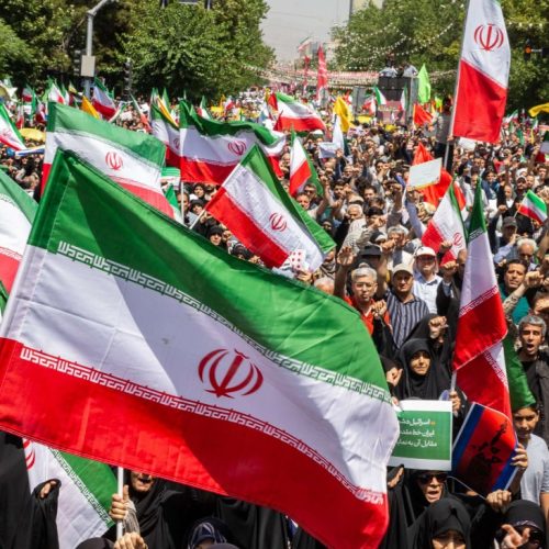 A queda iminente da ditadura iraniana e suas repercussões globais