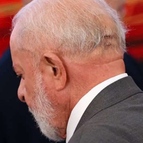 Lula foge covardemente das ruas no 1º de Maio para evitar novo vexame público