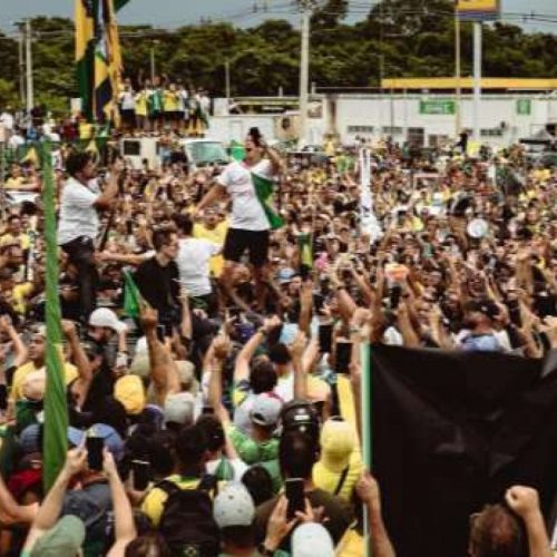 Deputado Mario Frias alerta para supostos infiltrados na manifestação de hoje em Brasília