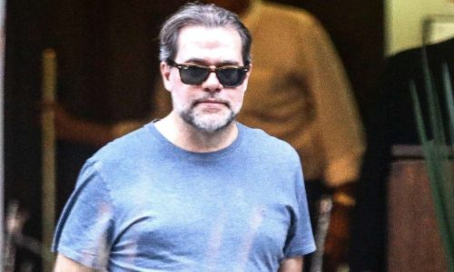 Dias Toffoli grava reunião de ministros e fica com a mão na jogada