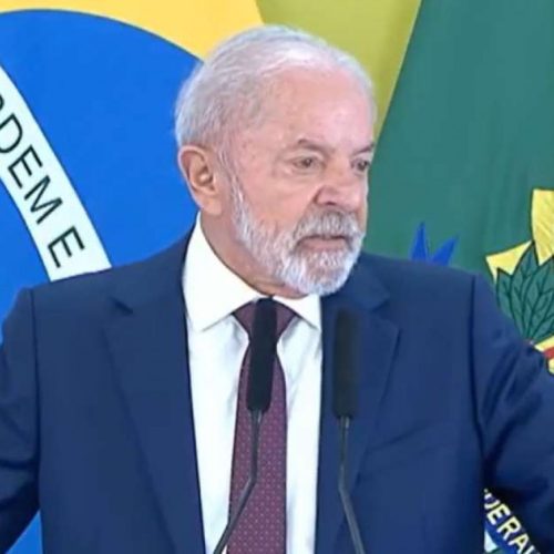Lula abre fogo contra GloboNews após imagem relacionar seu nome ao escândalo do Banco Master