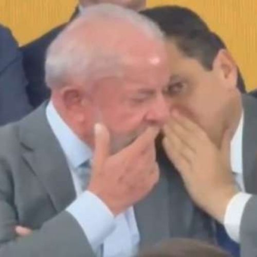 Lula e Alcolumbre são flagrados cochichando em cerimônia e petista reage indignado (veja o vídeo!)