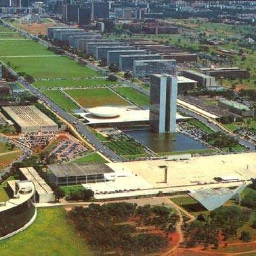 Ar de Brasília tem substância alucinógena? Jornalista insiste em Código de Ética inútil para o STF