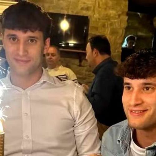 Irmãos gêmeos morrem eletrocutados em trágico acidente durante treino de pássaros para caça