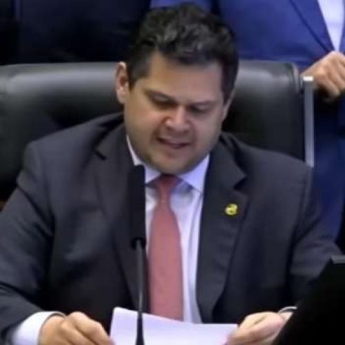 Reviravolta na prisão de Bolsonaro avança no Congresso