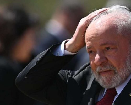 Lula fica isolado no ato medíocre de 8 de janeiro, sem a presença de autoridades