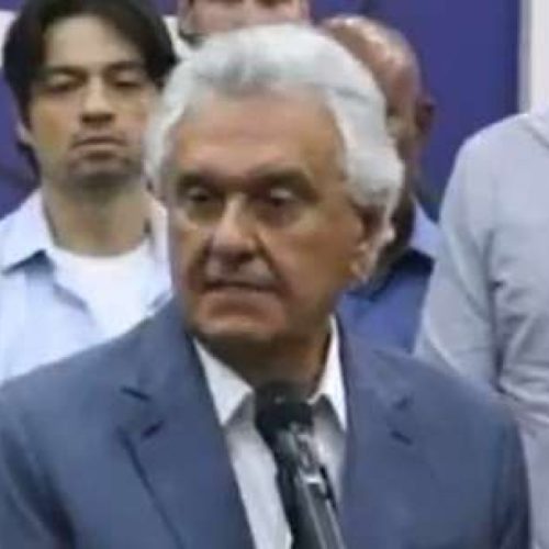 Caiado ataca Flávio Bolsonaro e questiona experiência do senador para governar o Brasil