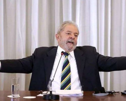 Foco em Bolsonaro desvia o debate sobre escândalos de corrupção
