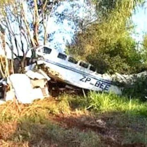 Avião com R$ 90 milhões em dinheiro vivo cai no Paraguai e população saqueia carga; US$ 1,5 milhão desaparece