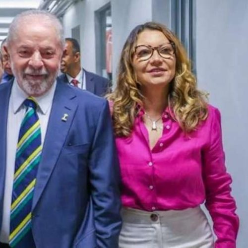 Janja diz nova asneira, web não perdoa e faz sugestão para Merval, Leitão e Fernanda Montenegro