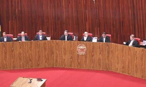 TSE cassa mandato e torna inelegível mais um governador aliado de Bolsonaro