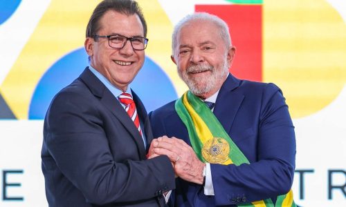 Ministro de Lula comete assédio contra auditores e retira da ‘lista suja’ de trabalho escravo entidade de companheiros do PT