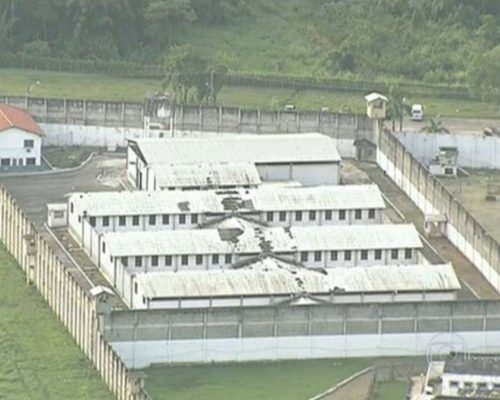 Ex-chanceler peruano morre dentro da prisão de Gericinó, Rio