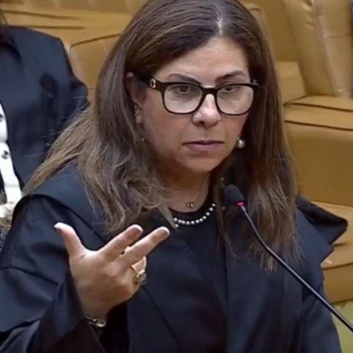 Ex-juíza aposentada recebe R$ 296 mil em três meses, reclama de falta de café no STF e causa polêmica