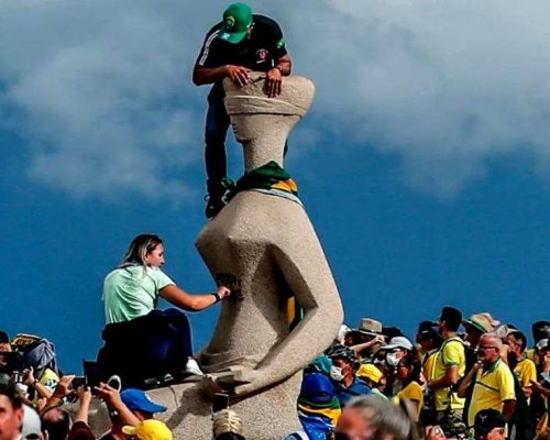 8 DE JANEIRO: O DIA DA PERFÍDIA NO BRASIL
