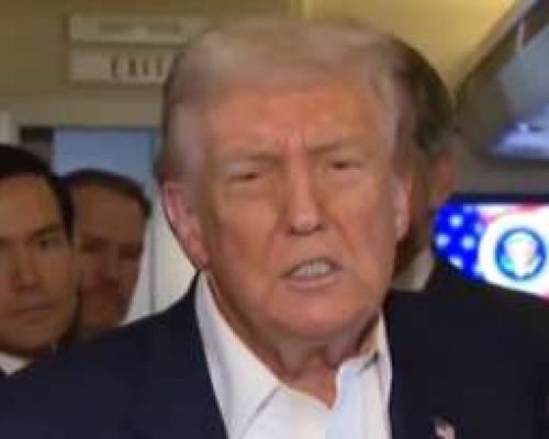 Avião de Trump sofre falha técnica longe dos EUA; piloto reage rapidamente