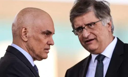 Moraes envia à PGR pedido de prisão domiciliar para Bolsonaro após relatório apontar ‘risco de morte’