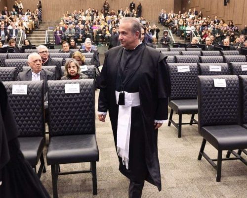 Desembargador que absolveu estuprador de menina de 12 anos recua e restabelece condenação