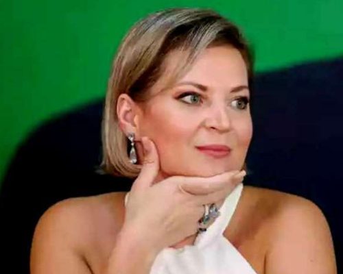 Oficiais de Justiça saem à caça de Joice Hasselmann que se esconde para evitar citação em ação de Michelle Bolsonaro