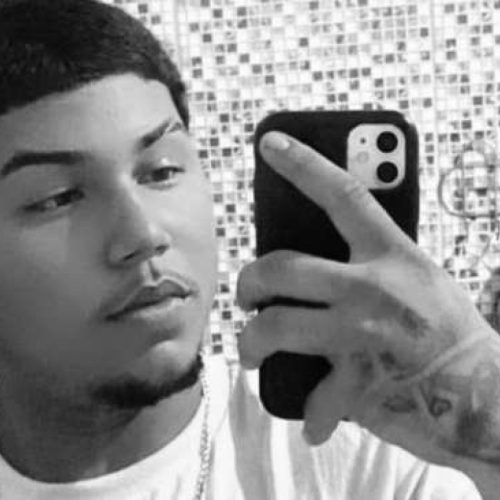 Entregador de 19 anos é brutalmente morto a pedradas após ter celular roubado por criminosos