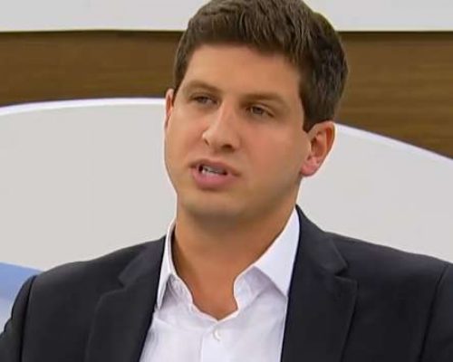 Impeachment e CPI avançam contra João Campos
