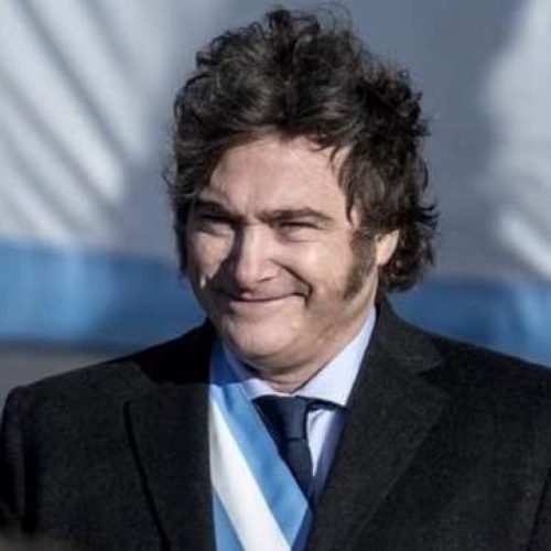 Milei surpreende novamente e apresenta os “anjos da guarda” da Argentina