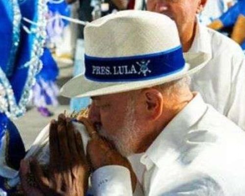 Brandwatch detecta indícios de automação em mobilização digital pró-Lula após rebaixamento da Acadêmicos de Niterói no Carnaval