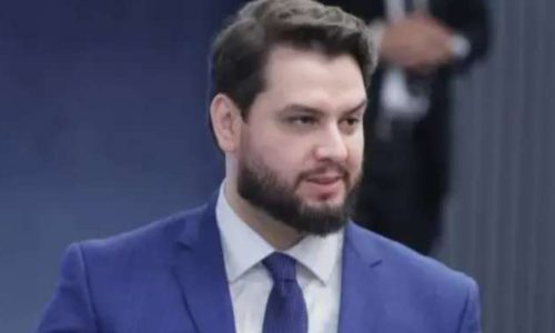 Motivo da prisão de Filipe Martins: uso proibido do LinkedIn